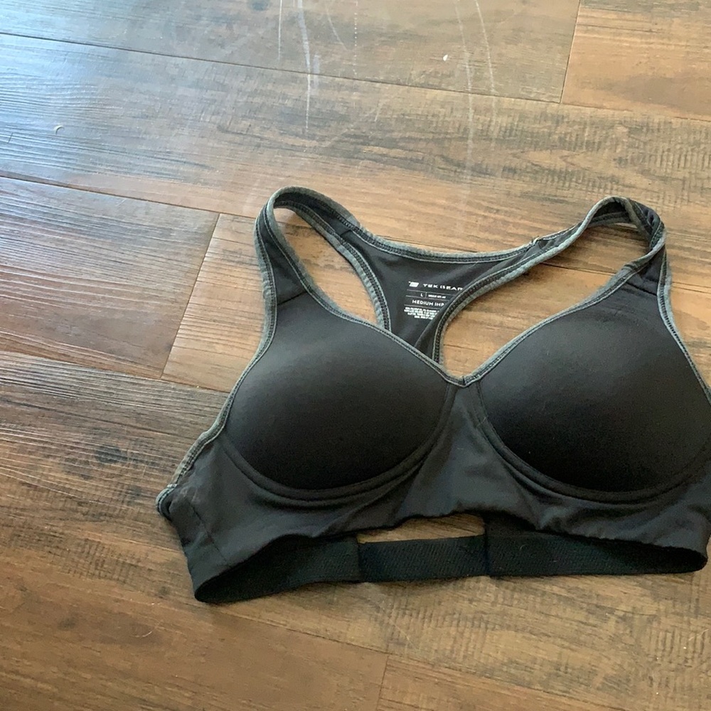 Tek gear black L impact sports bra